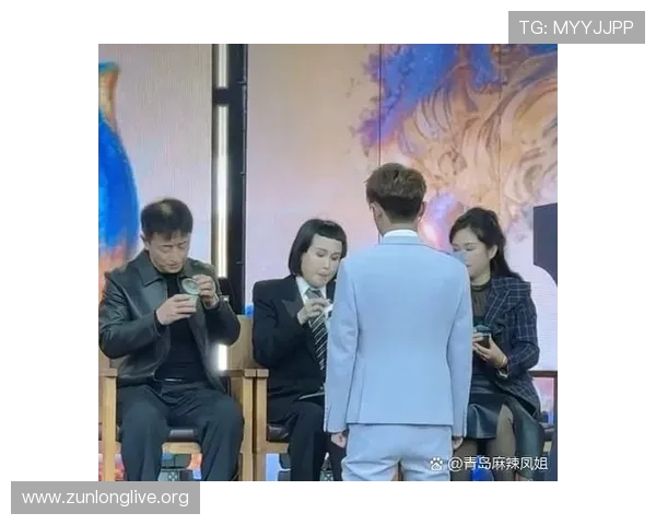 尊龙时凯的官方入口官方公告,及时获取最新登录入口信息及游戏更新通知保障顺畅体验